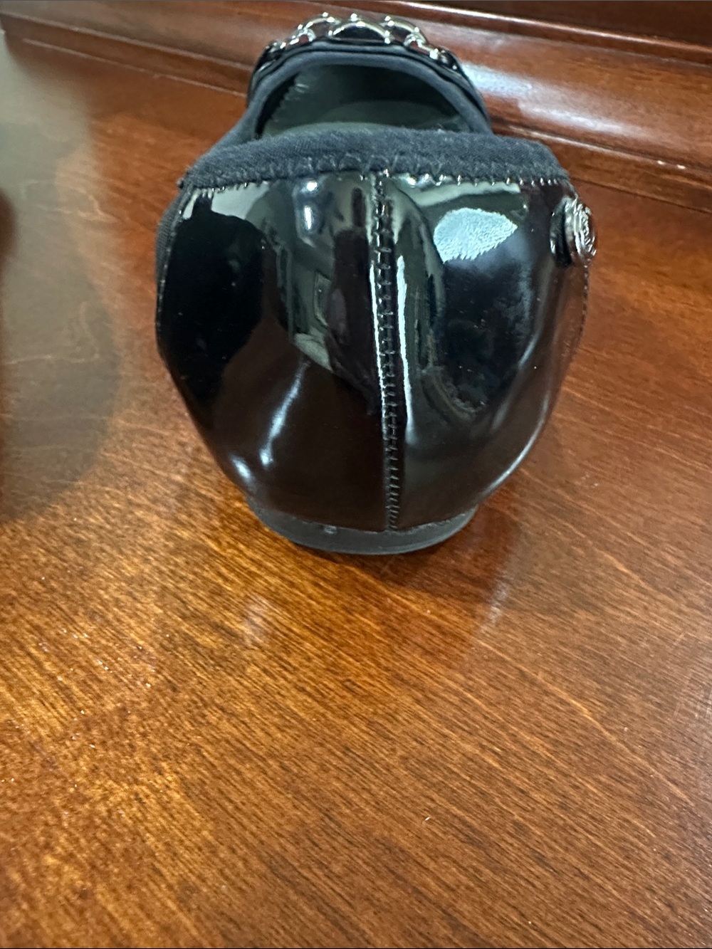 Anne Klein Women's Black Patent Cap-Toe Flats - Picture 12 of 16